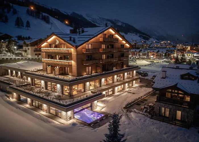 Paradise Lodge